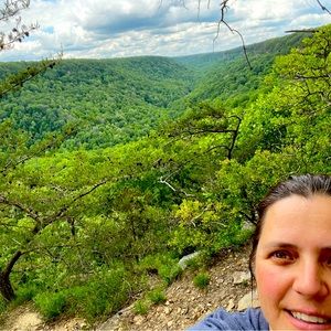 Meet your Posher, Laura